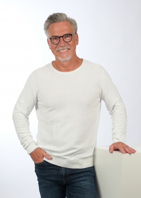 Model Anton R.