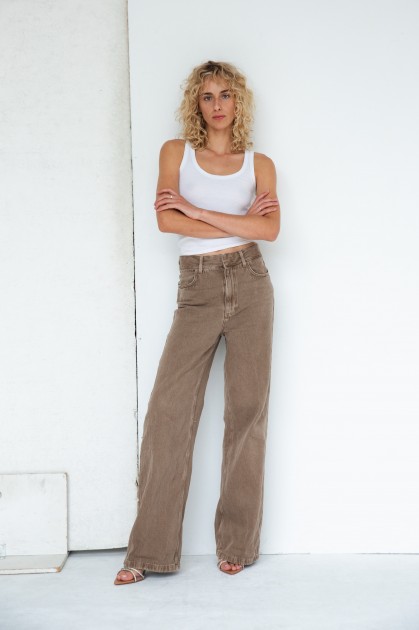 Model Amelie A.