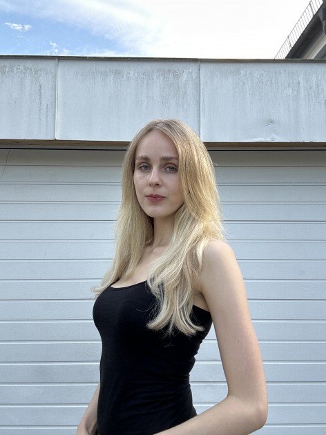 Model Isabella K.