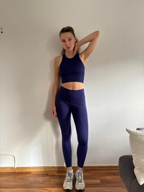 Model Debora E.