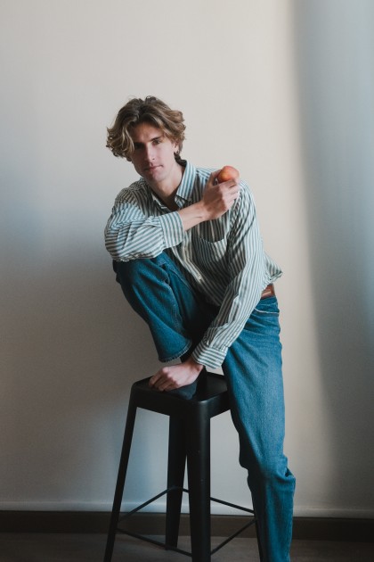 Model Leon B.