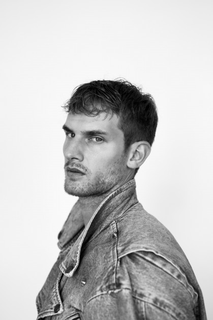 Model Felix R.
