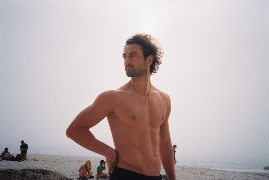 Model Niko S.