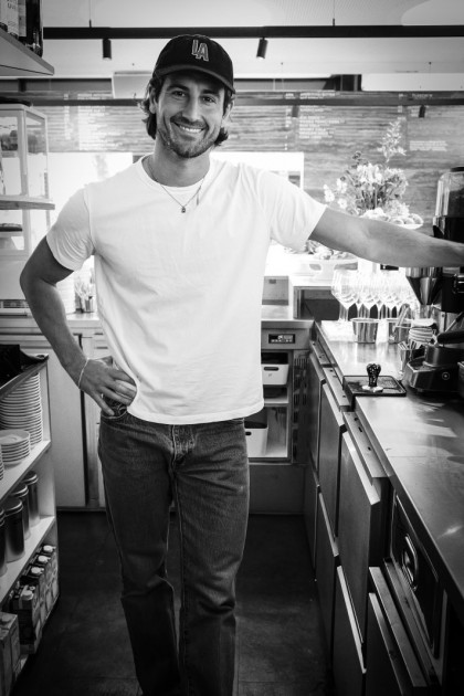 Model Niko S.