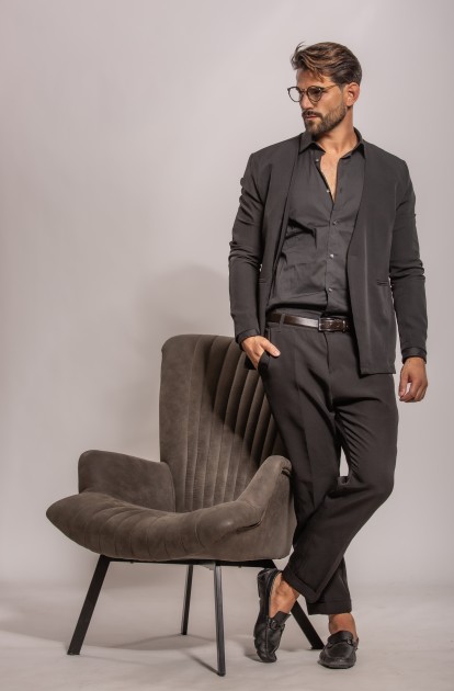Model Yves-Len U.