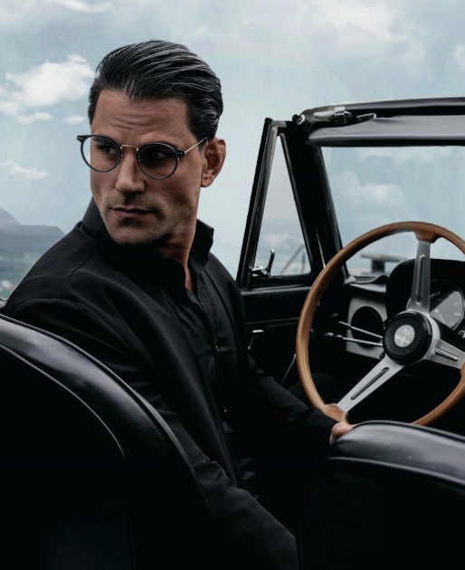 Model Yves-Len U.