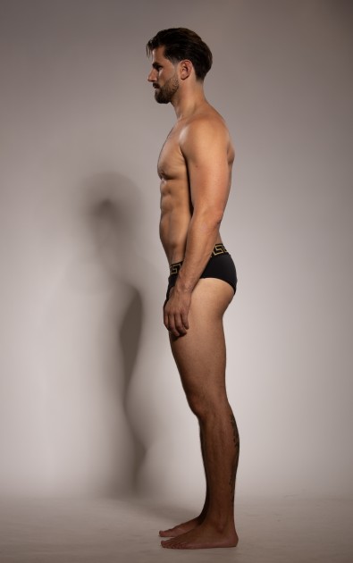 Model Yves-Len U.