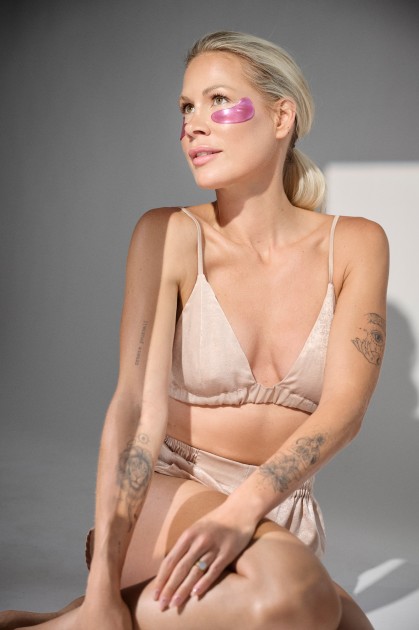 Model Christina J.