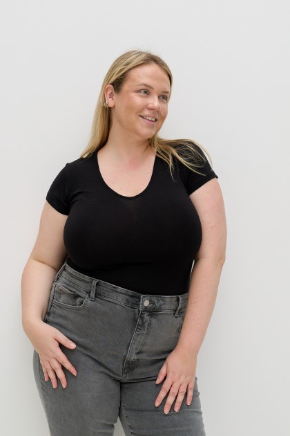 Model Madeleine N.