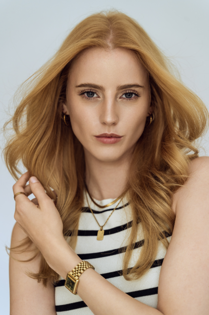 Model Ronja W.
