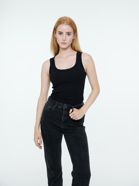 Model Ronja W.