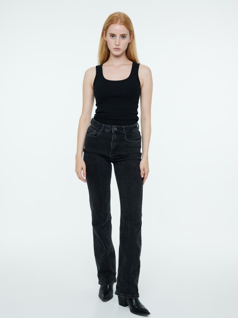 Model Ronja W.