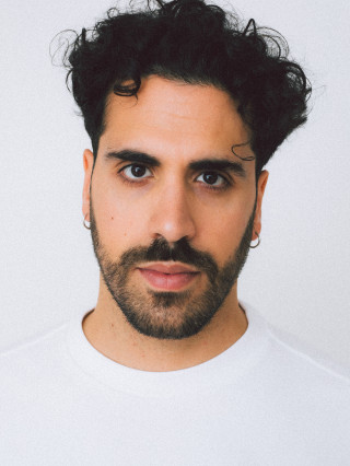 Host Gabriel B.