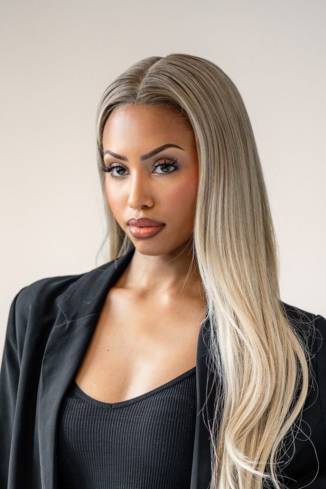 Model Maria Samira P.