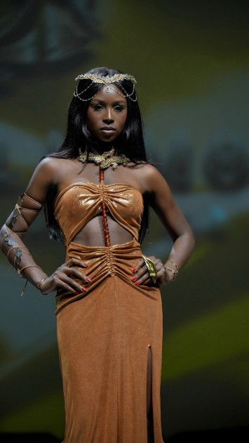 Model Saskia Tresor I.