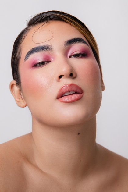 Model Anna Gulaab V.