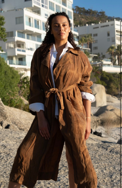 Model Mani T.