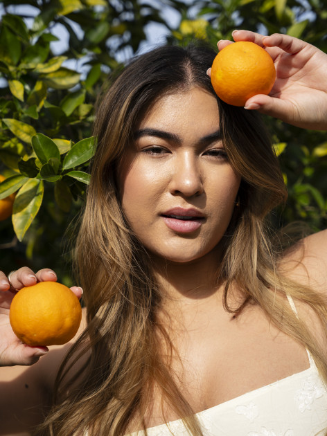 Model Anna Gulaab V.