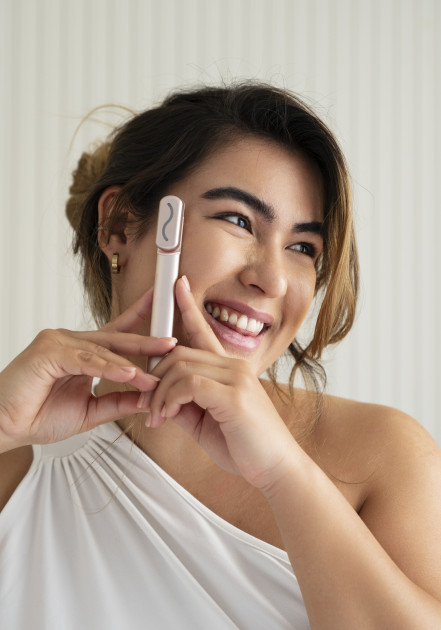 Model Anna Gulaab V.