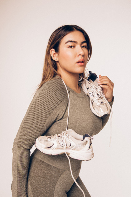 Model Anna Gulaab V.