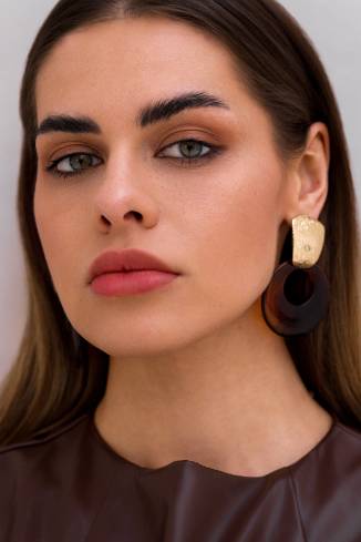 Model Pia J.