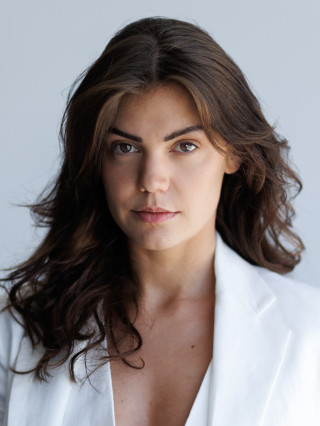 Hostess Sabrina S.