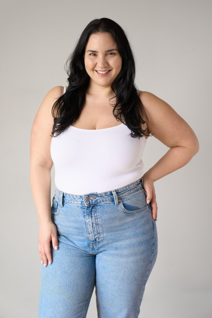 Model Angela Daiana B.