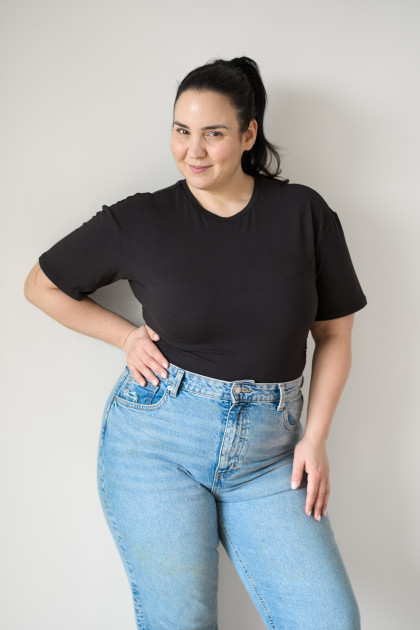 Model Angela Daiana B.