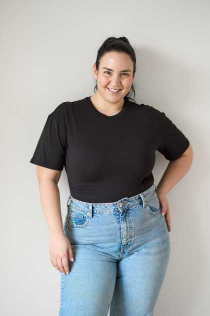 Model Angela Daiana B.