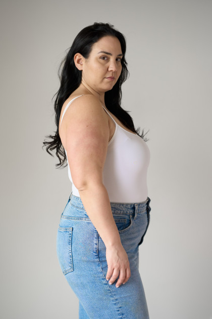 Model Angela Daiana B.