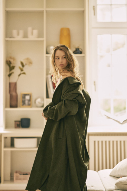 Model Mahina-Gabrielle R.