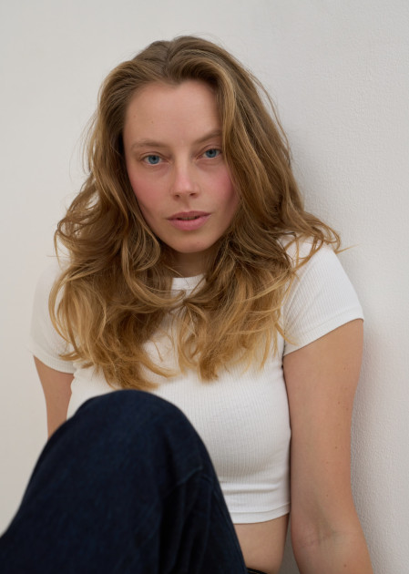 Model Mahina-Gabrielle R.