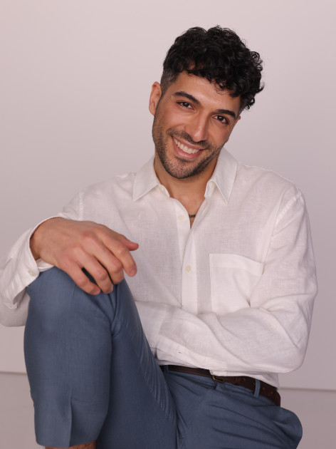 Model Hüseyin S.