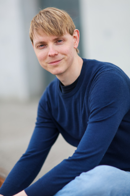 Model Niklas M.