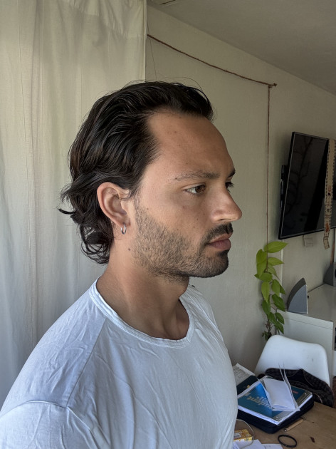 Model Daniel Mukunda W.