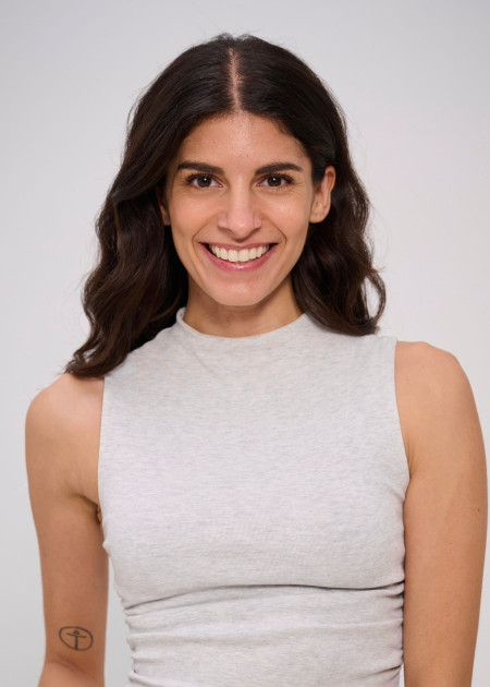 Model Sakina A.