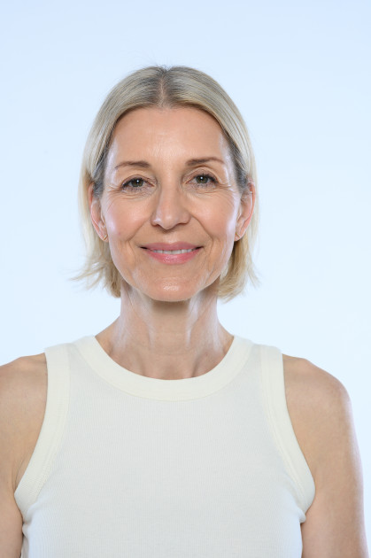 Model Barbara J.