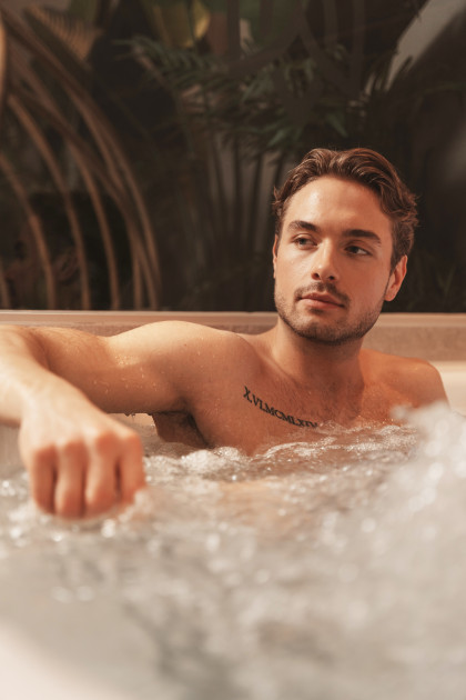 Model Simon F.