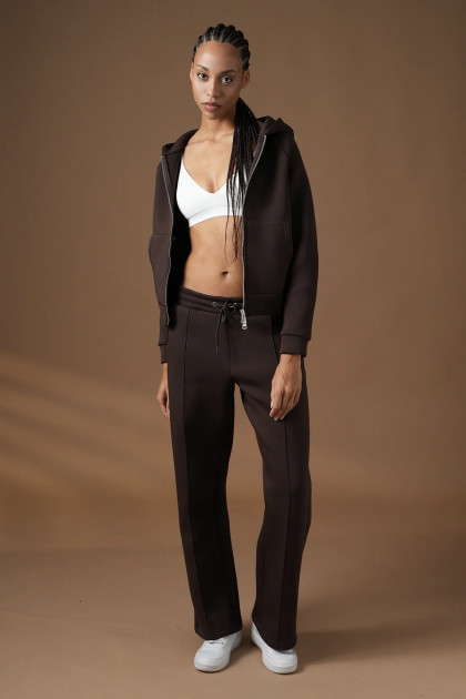 Model Trish M.
