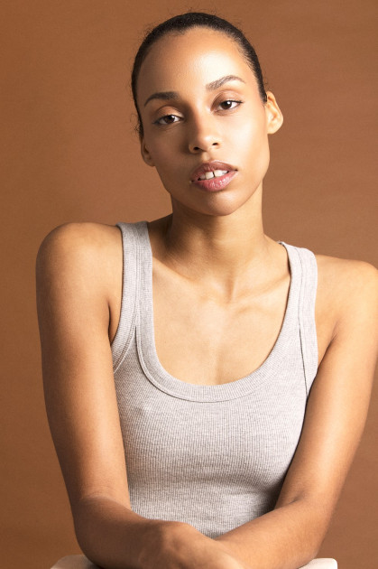 Model Trish M.