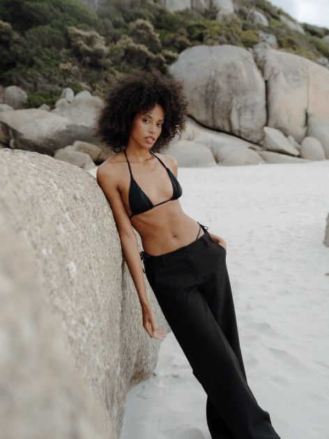 Model Trish M.