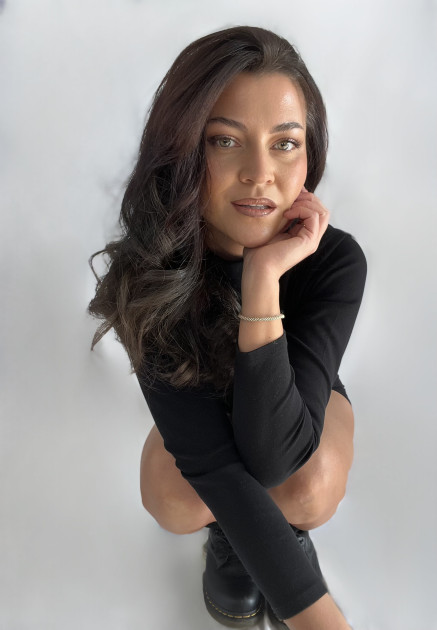 Model Adeline K.
