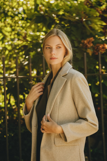 Model Ramona M.