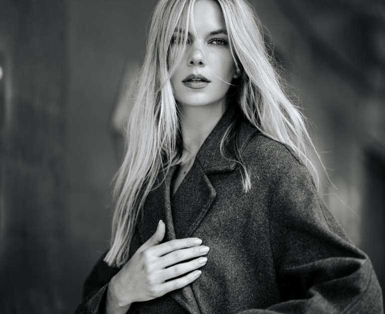 Model Ramona M.