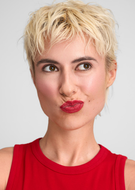 Model Elisa L.