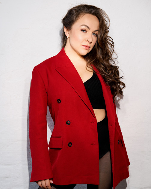 Model Julia G.