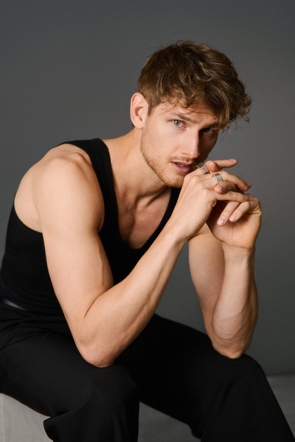 Model Felix R.