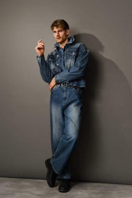 Model Felix R.