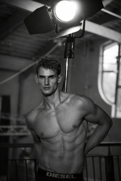 Model Felix R.
