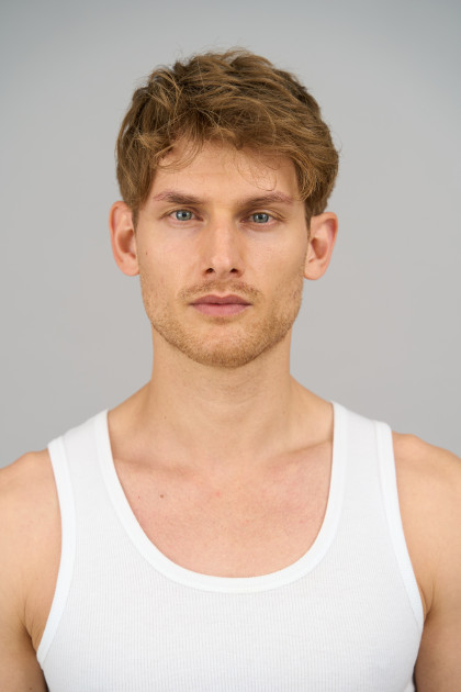 Model Felix R.